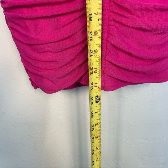Windsor Hot Pink Bodycon Ruched Dress Size Medium - Picture 8 of 10